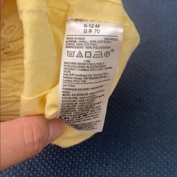 BABY GAP Girl’s Yellow Eyelet Shorts Size 6-12M EUC - Picture 4 of 5